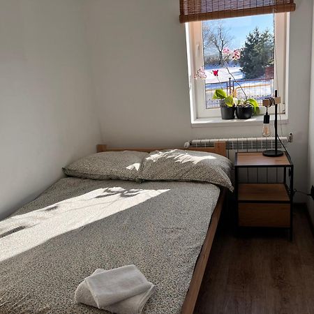 Apartament Numer 1, Dwie Sypialnie Dwa Lozka Orzysz Exterior photo