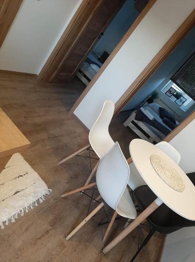 Apartament Numer 1, Dwie Sypialnie Dwa Lozka Orzysz Exterior photo